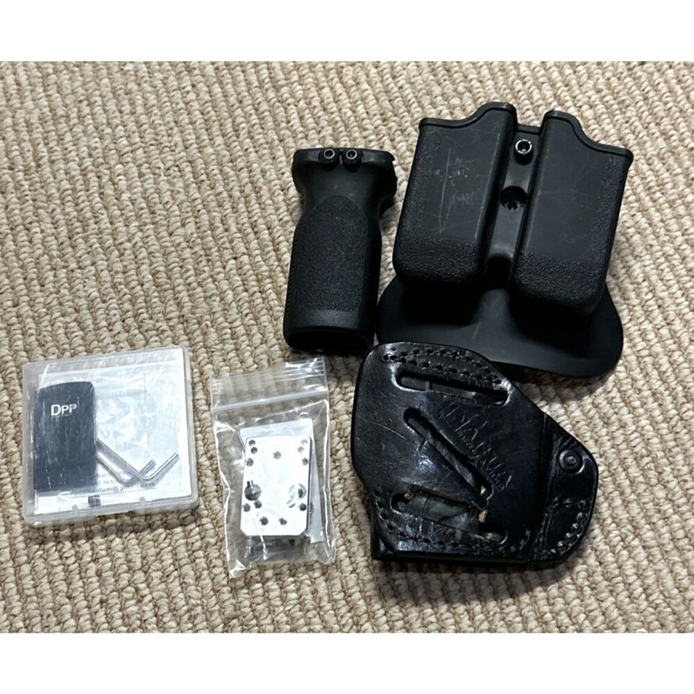 Optic Adapter plates + Other Accessories lot hand grip belt attachments